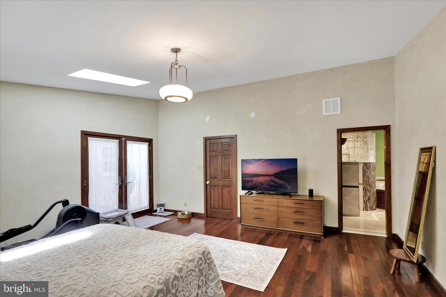 211 Orchard Road photo 29