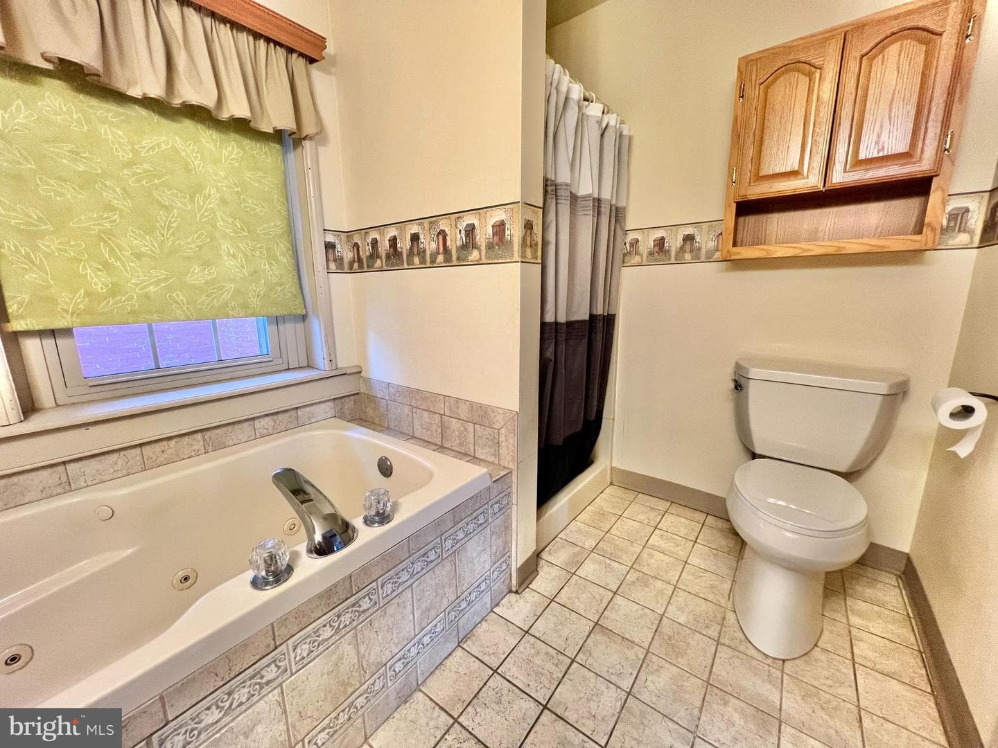 203 W Franklin Street photo 37