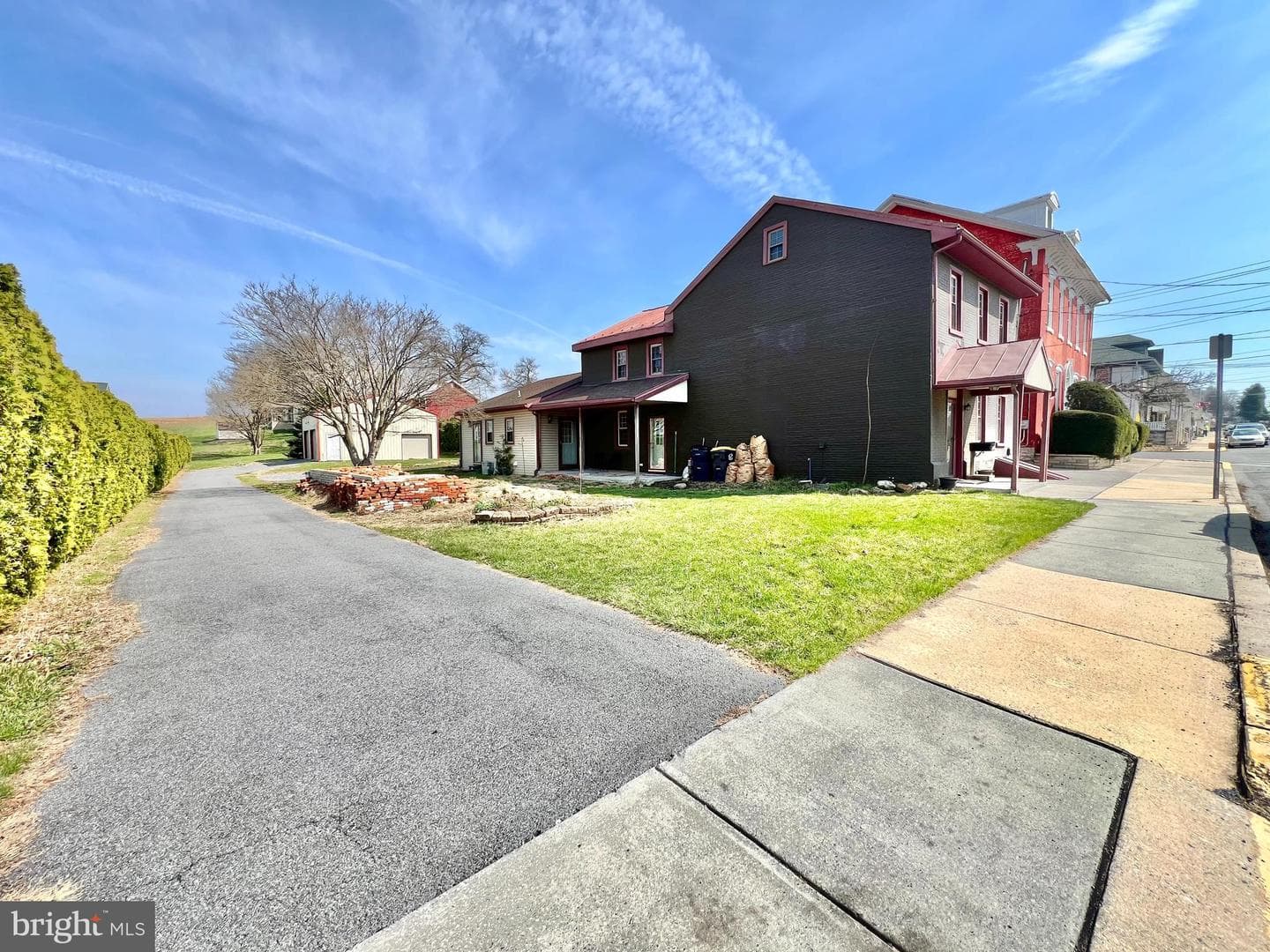 203 W Franklin Street photo 46