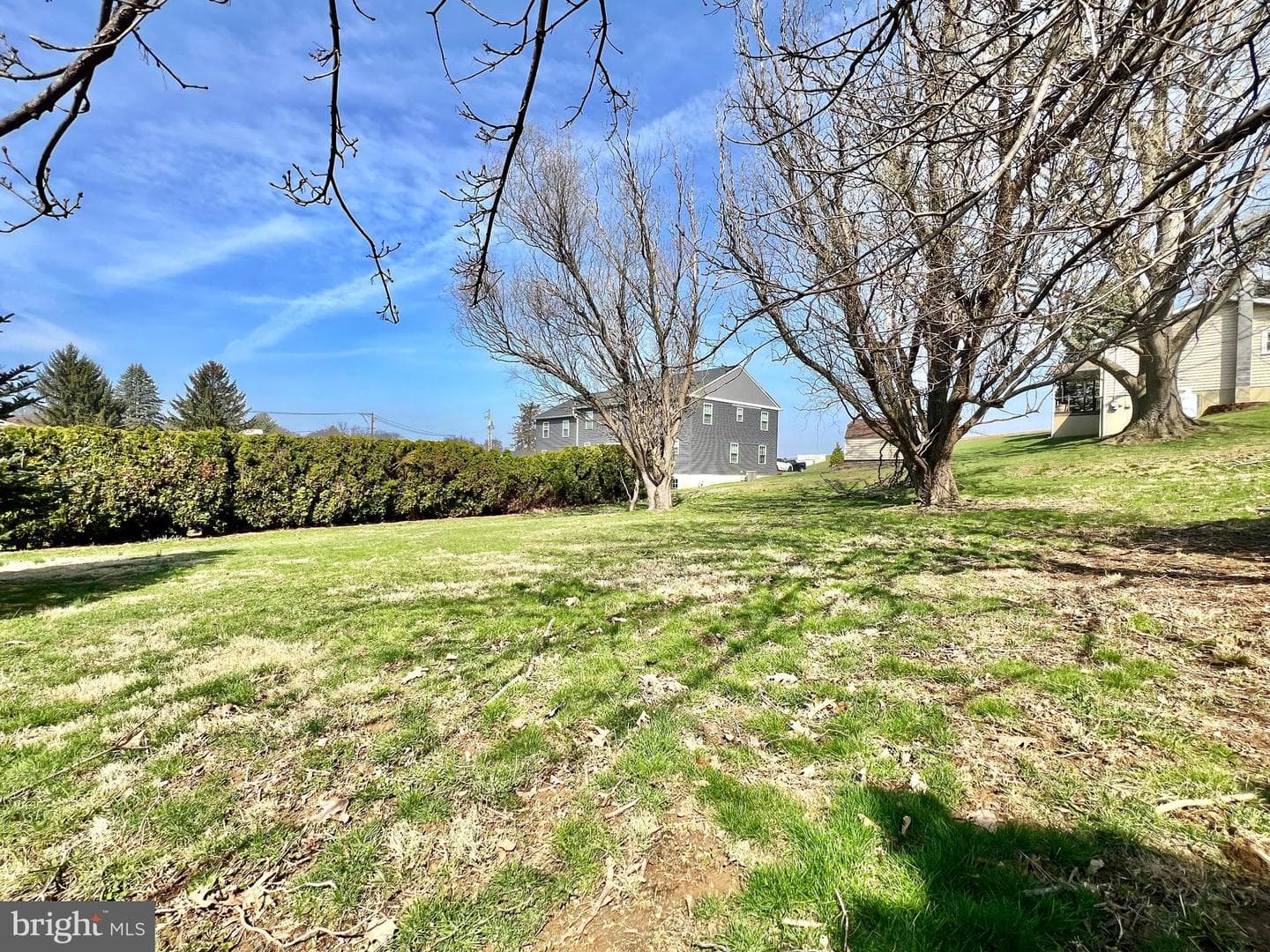 203 W Franklin Street photo 60