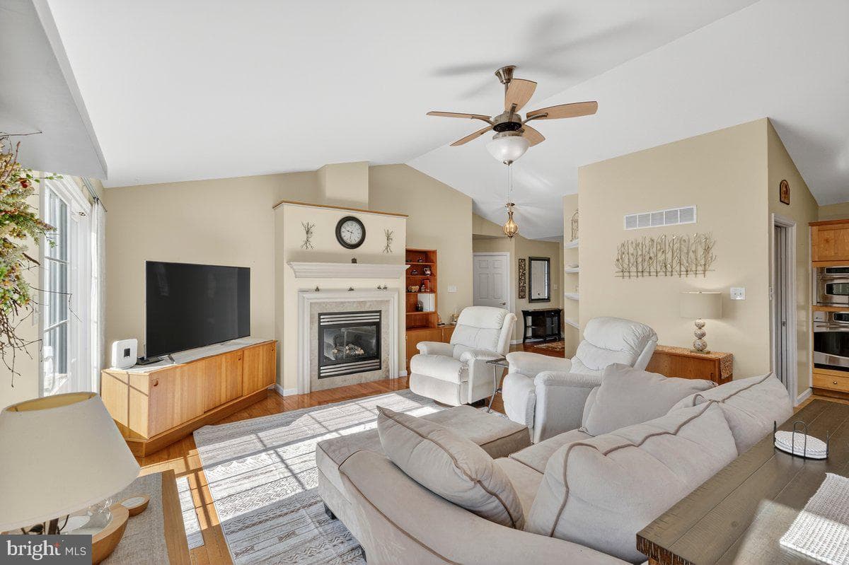 216 Pleasant View Drive photo 15
