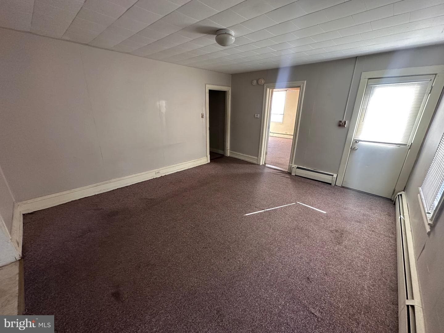109 S Chestnut Street photo 5