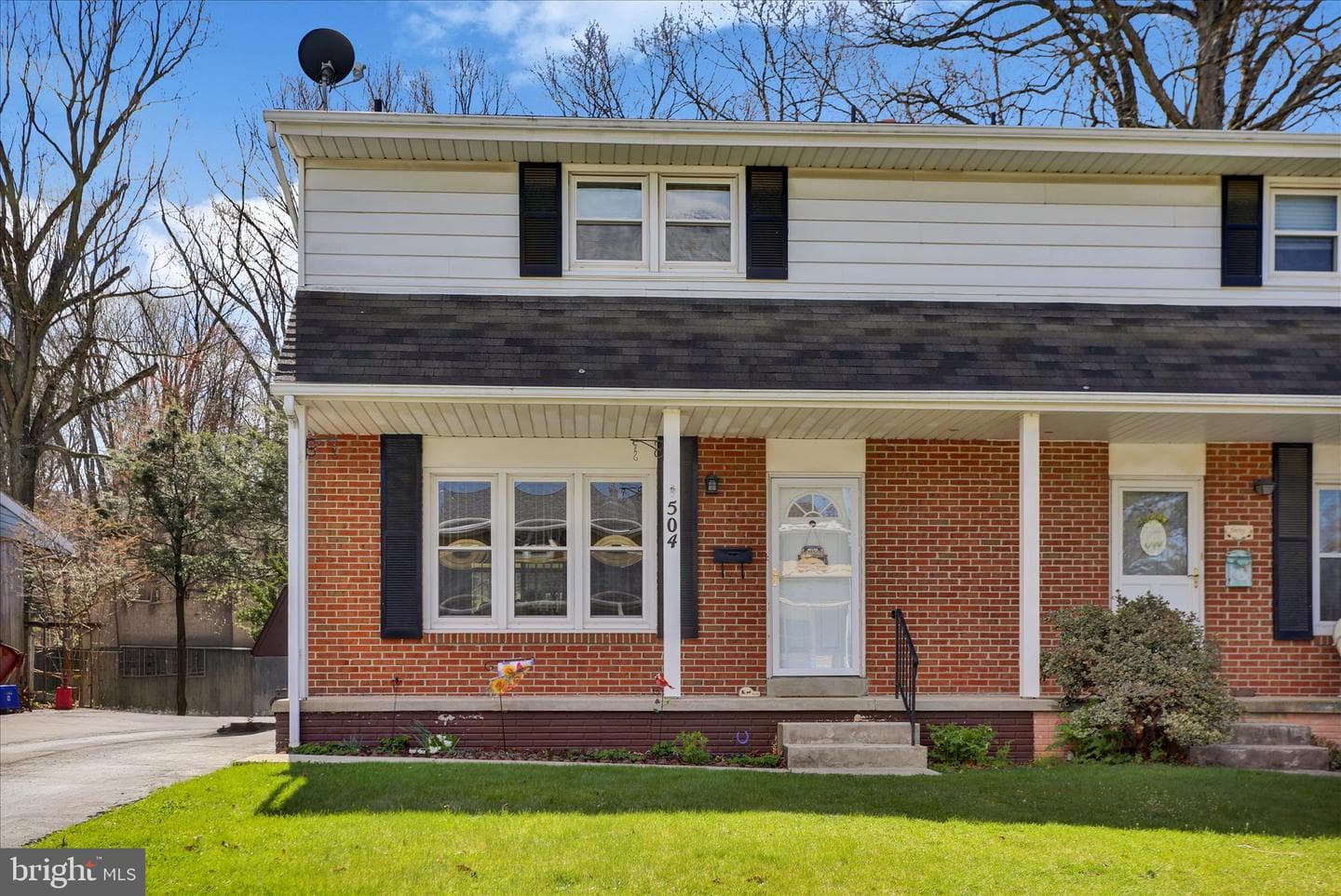 504 E Linden Street photo 3