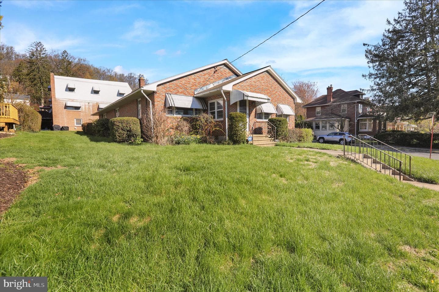 606 Carsonia Avenue photo 19