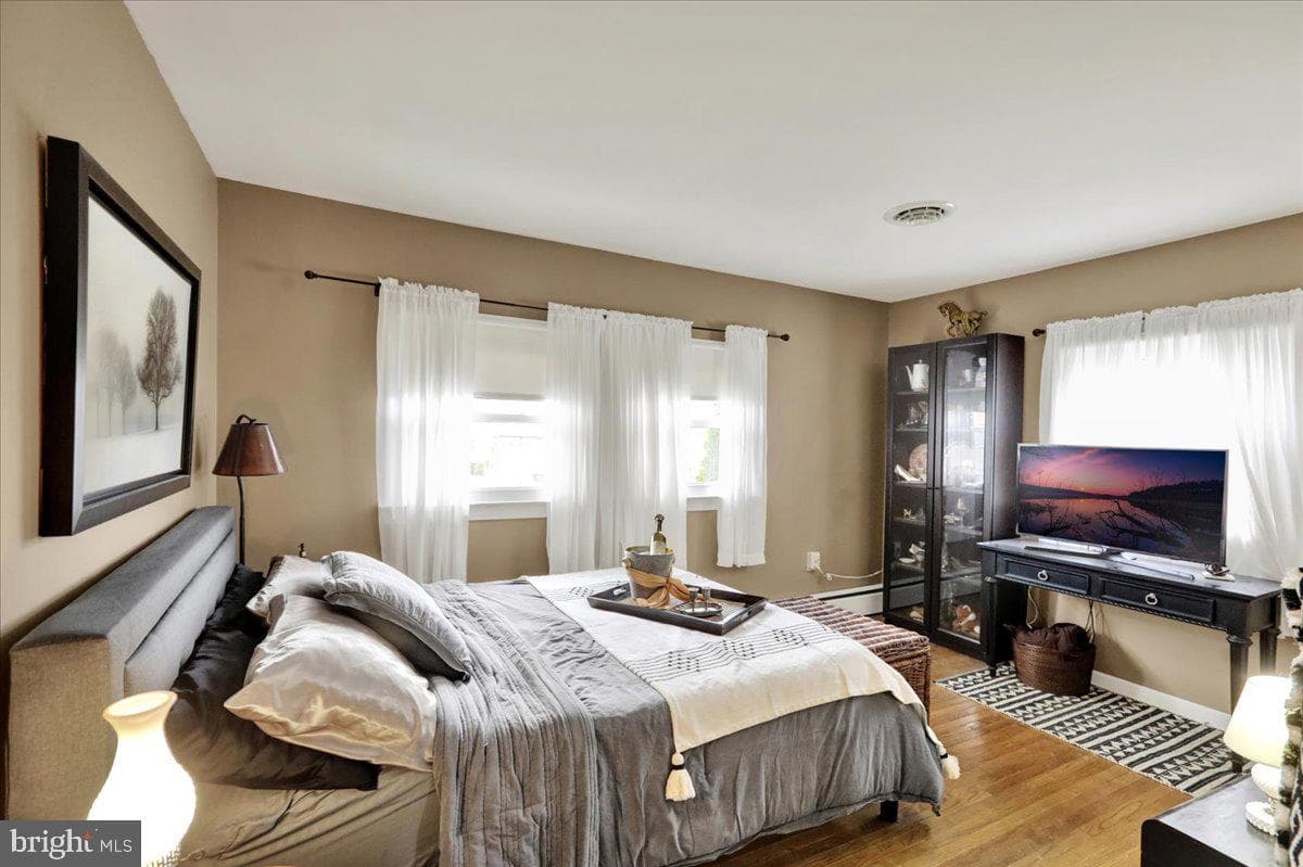 231 Beckley Street photo 11
