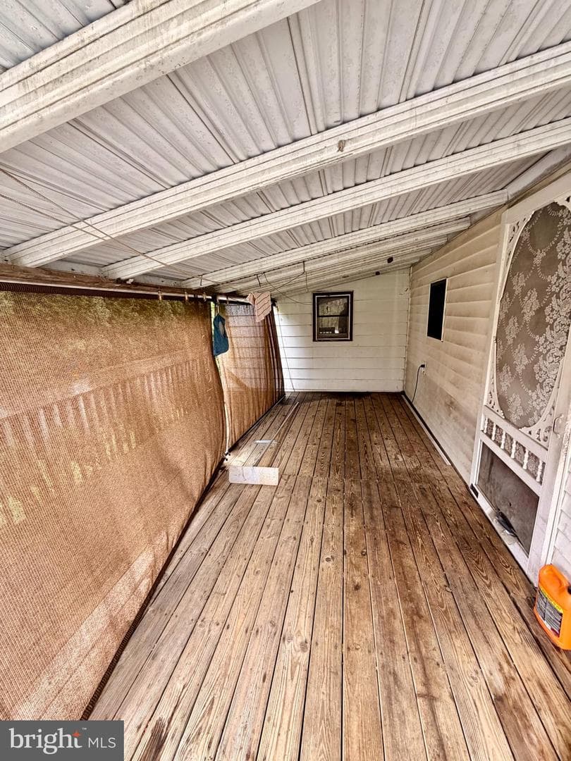 1113 Hollywood Drive photo 6