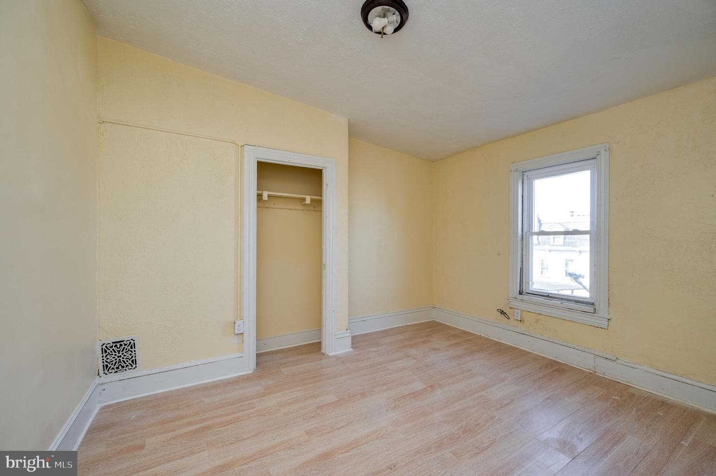 348 S 4th Street photo 30