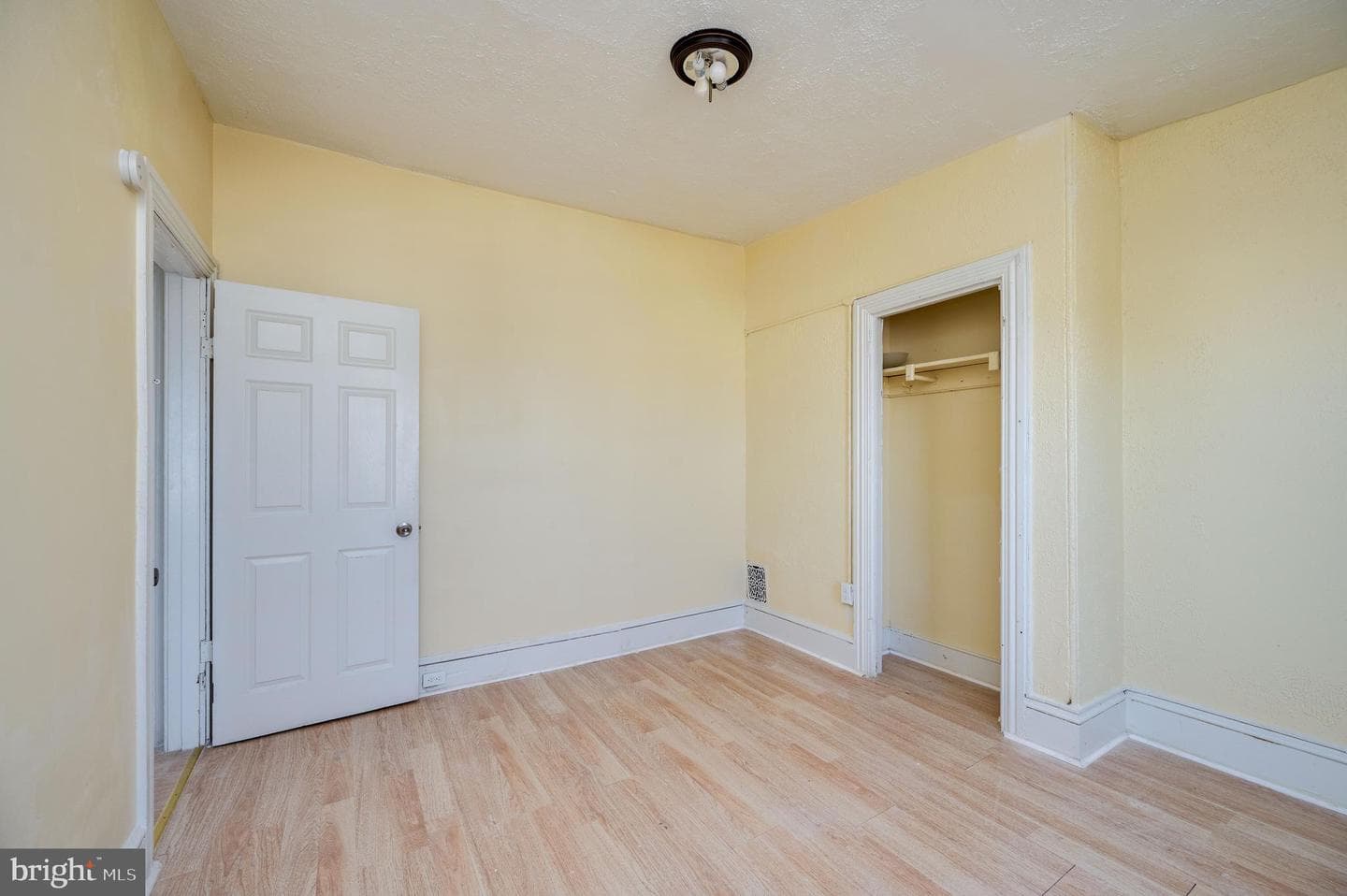 348 S 4th Street photo 32
