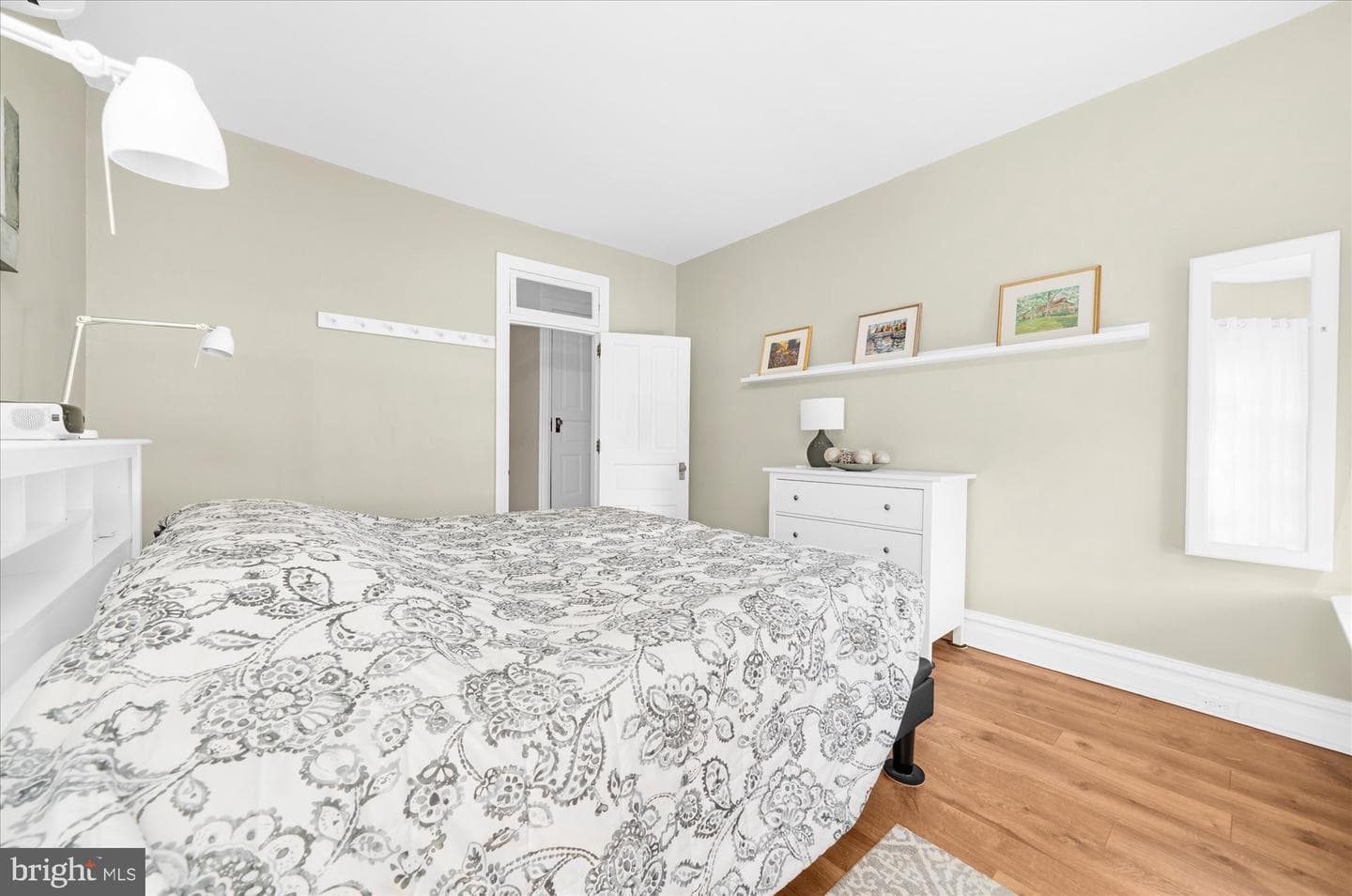 127 N Reading Avenue photo 19