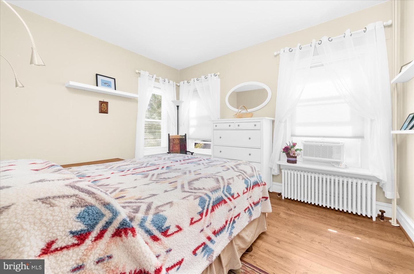 127 N Reading Avenue photo 20