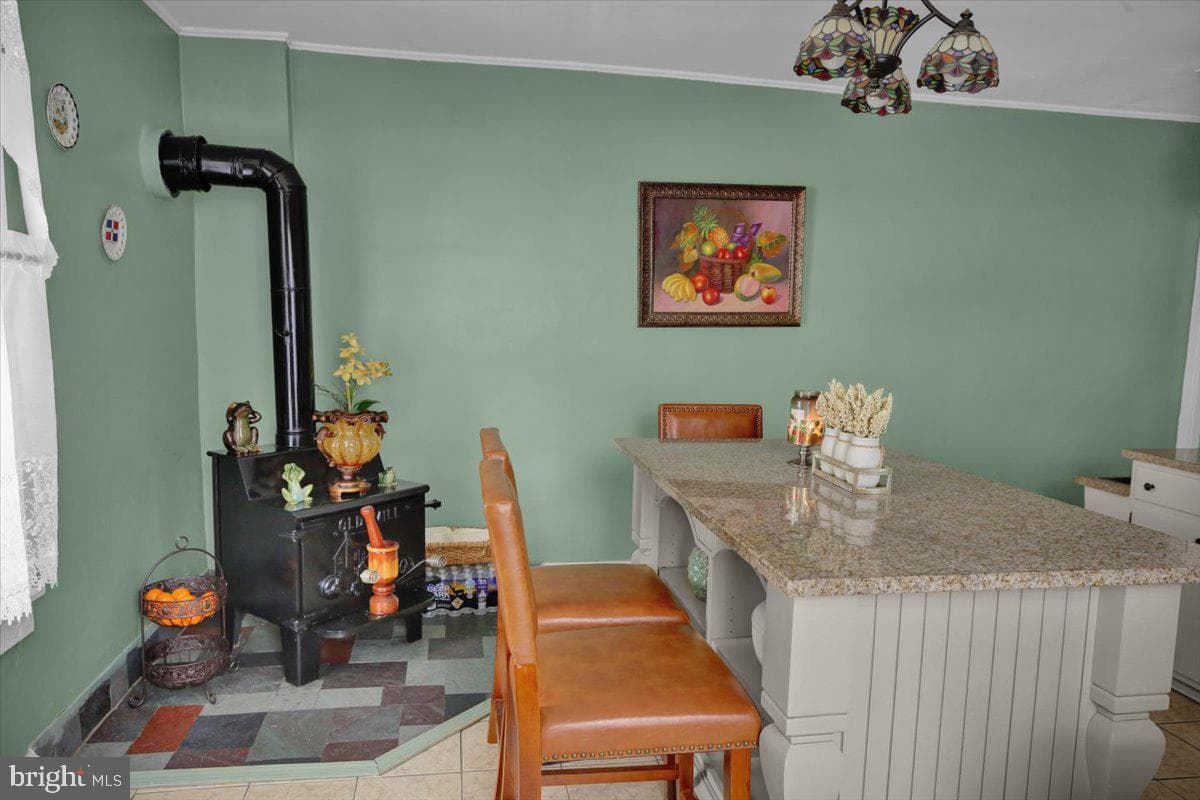 1223 Robeson Street photo 11