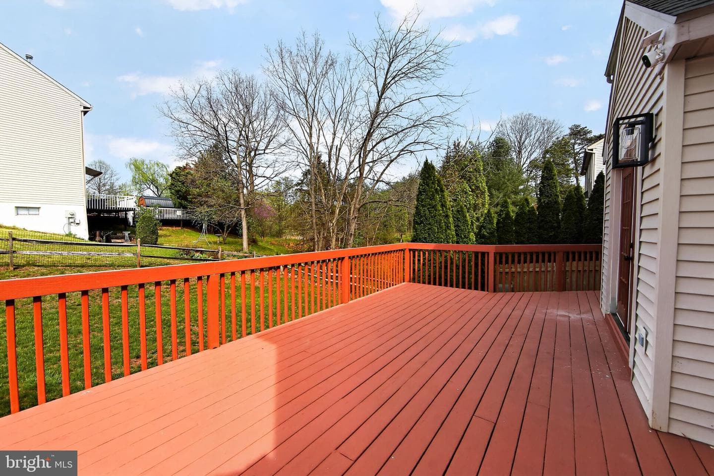 401 Russell Avenue photo 35