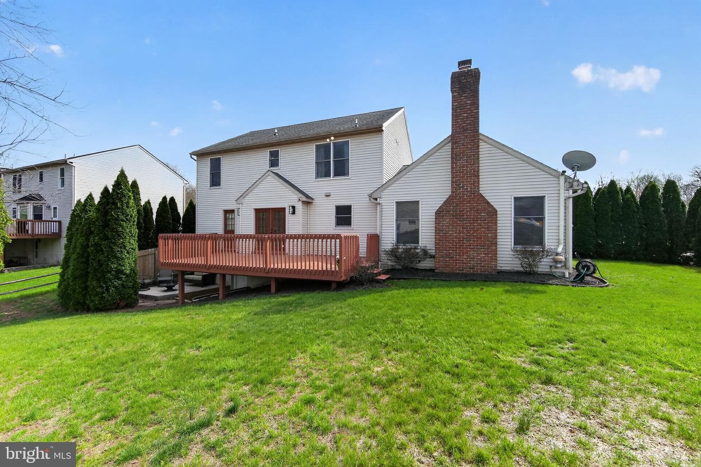 401 Russell Avenue photo 36