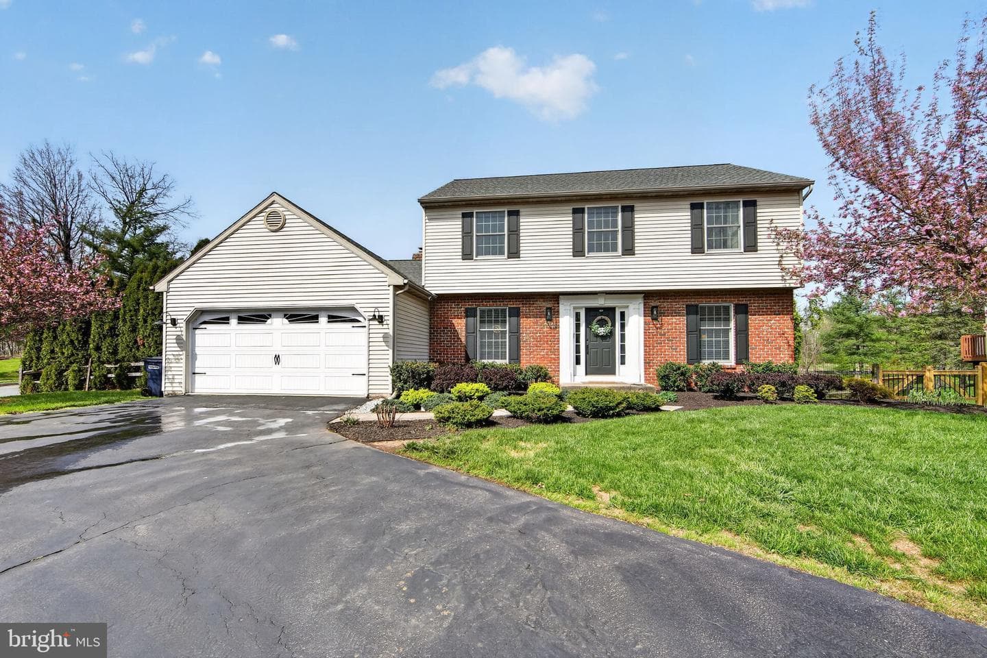 401 Russell Avenue photo 40