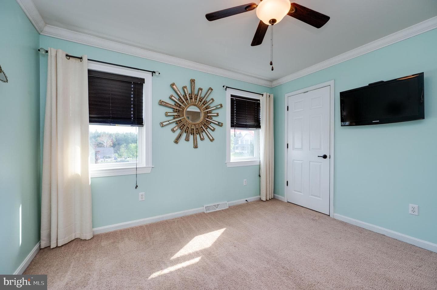 212 Crystal Circle photo 29