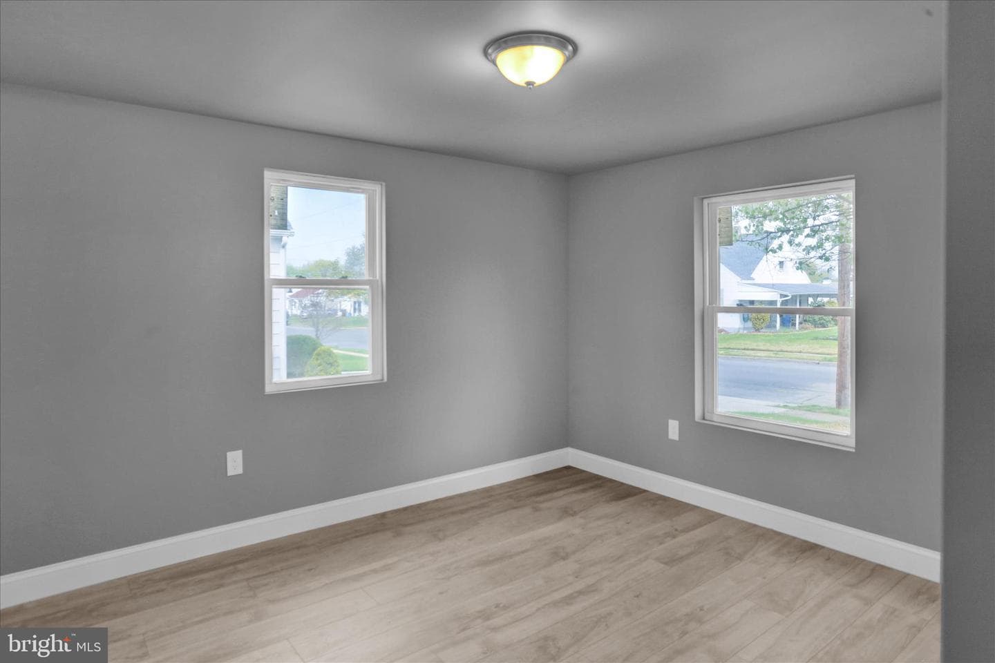 1006 Midway Avenue photo 11