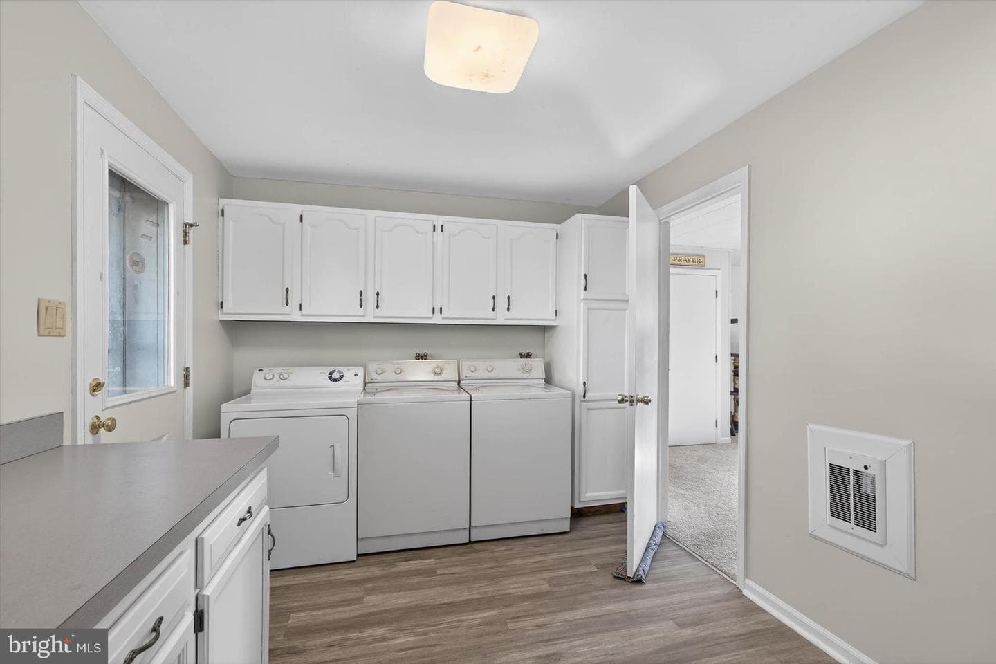 27 Rosemont Avenue photo 31