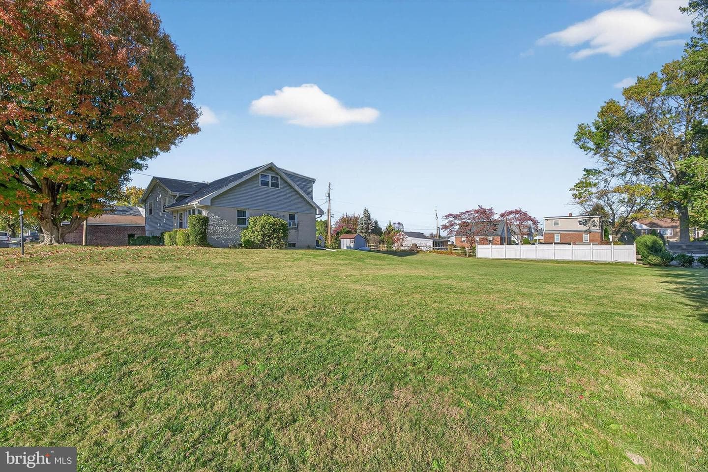 27 Rosemont Avenue photo 41