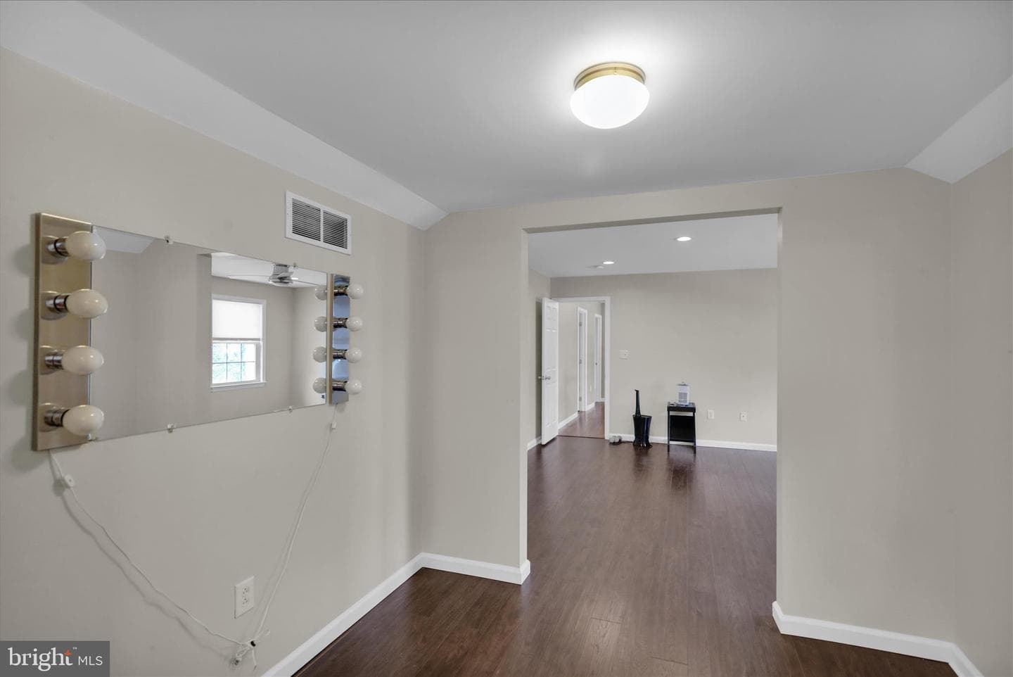208 N Sandy Lane photo 30