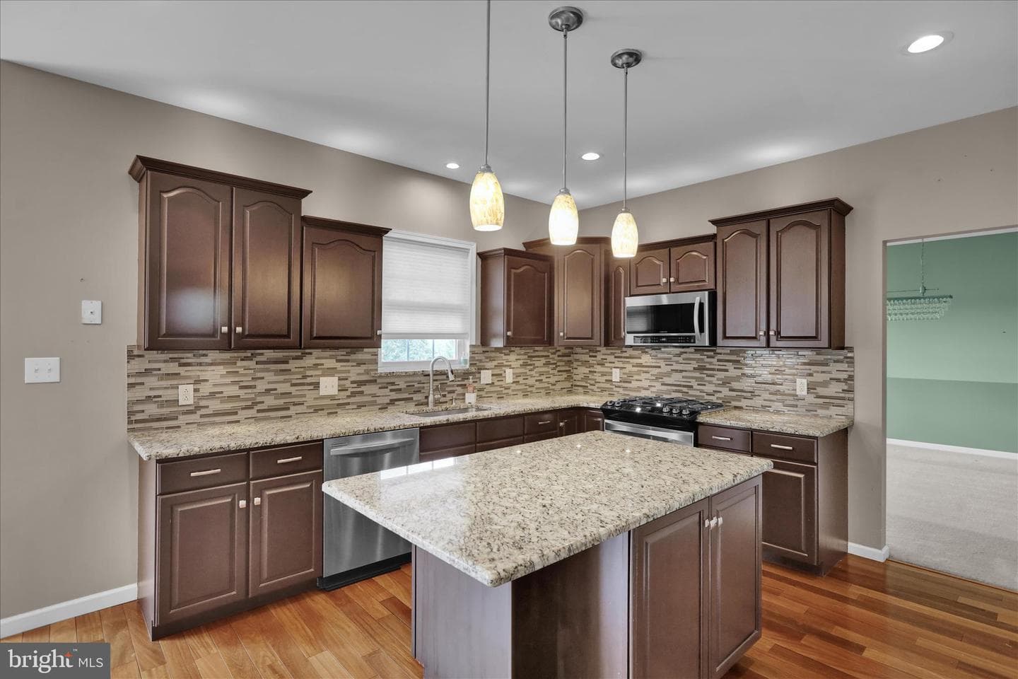 208 N Sandy Lane photo 8