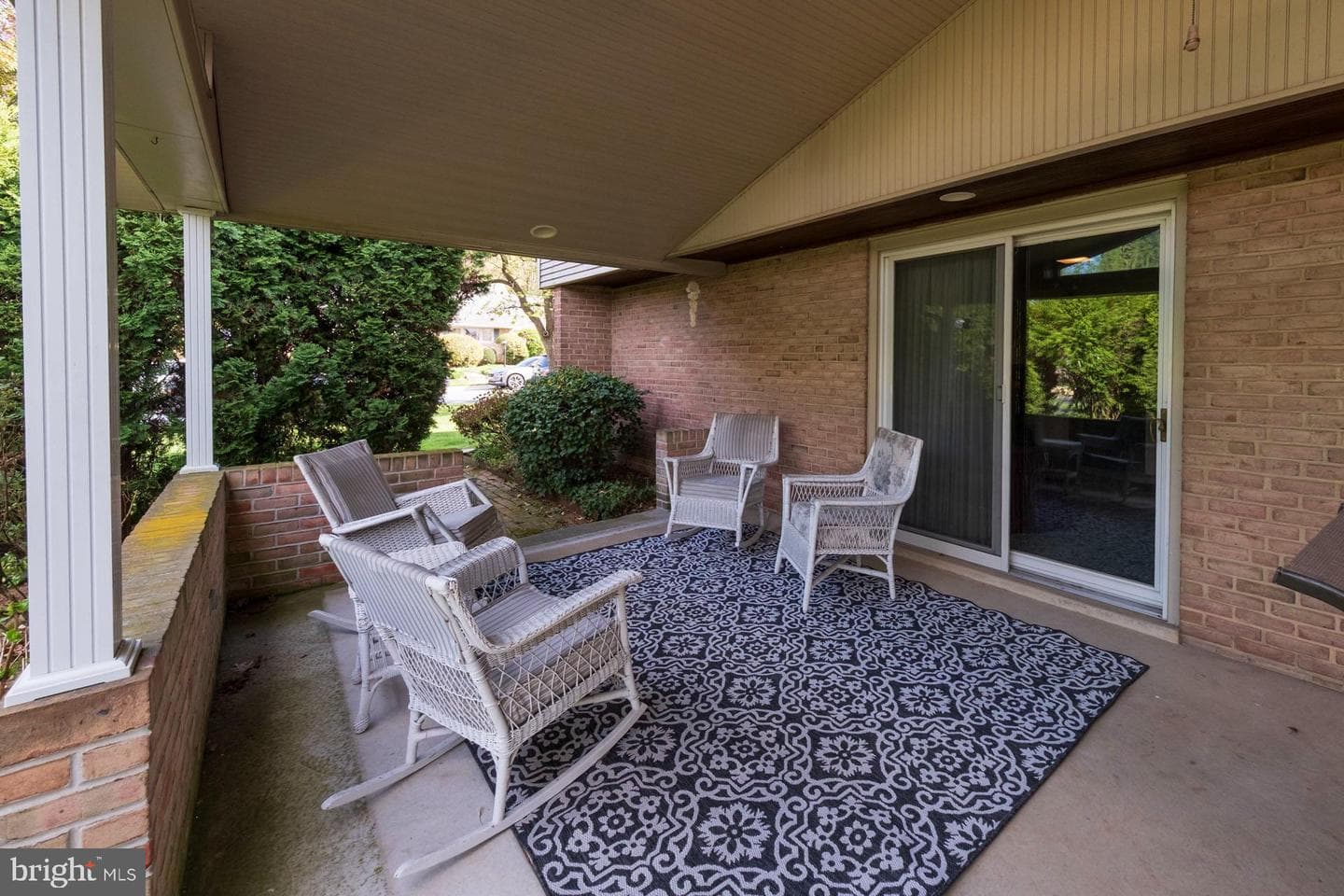 517 Berks Place photo 41