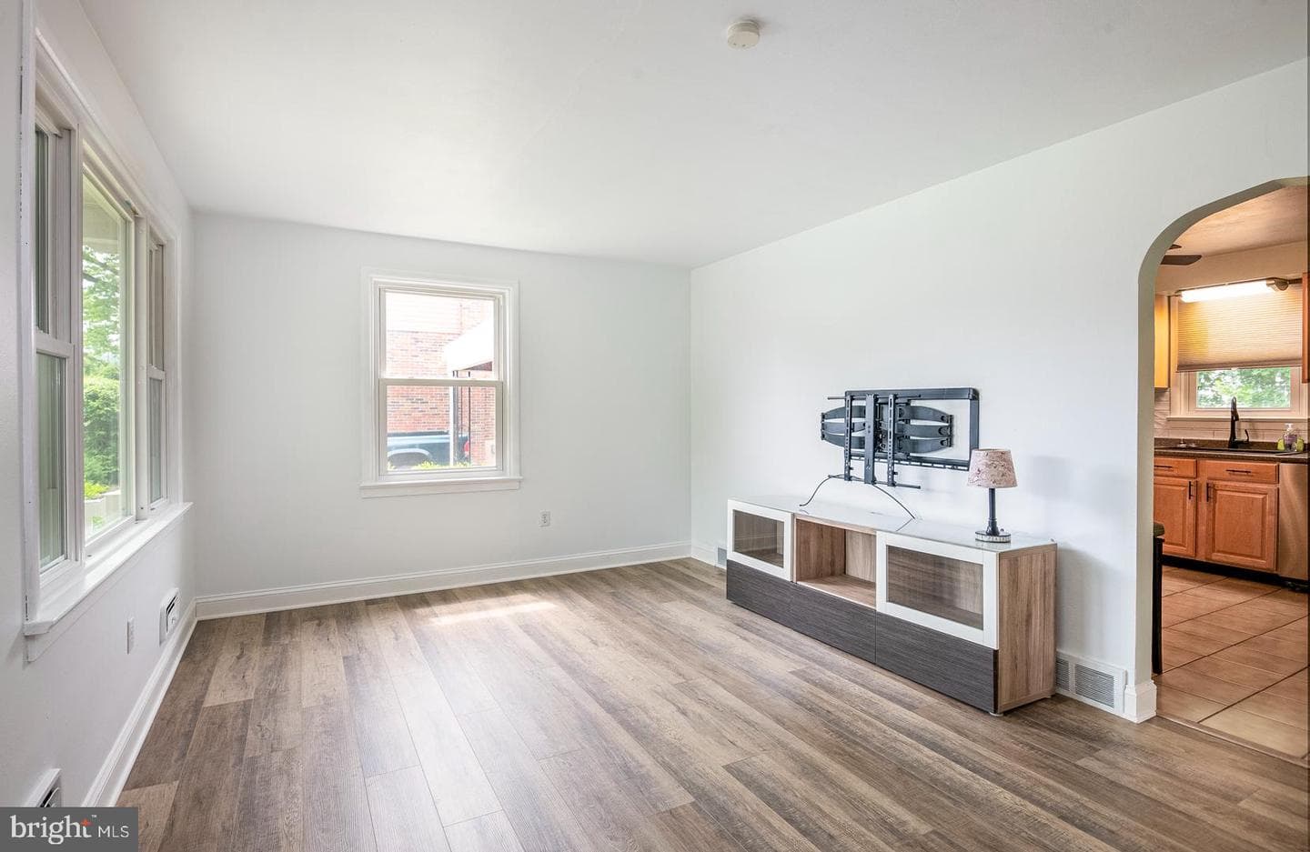 2811 Garfield Avenue photo 8