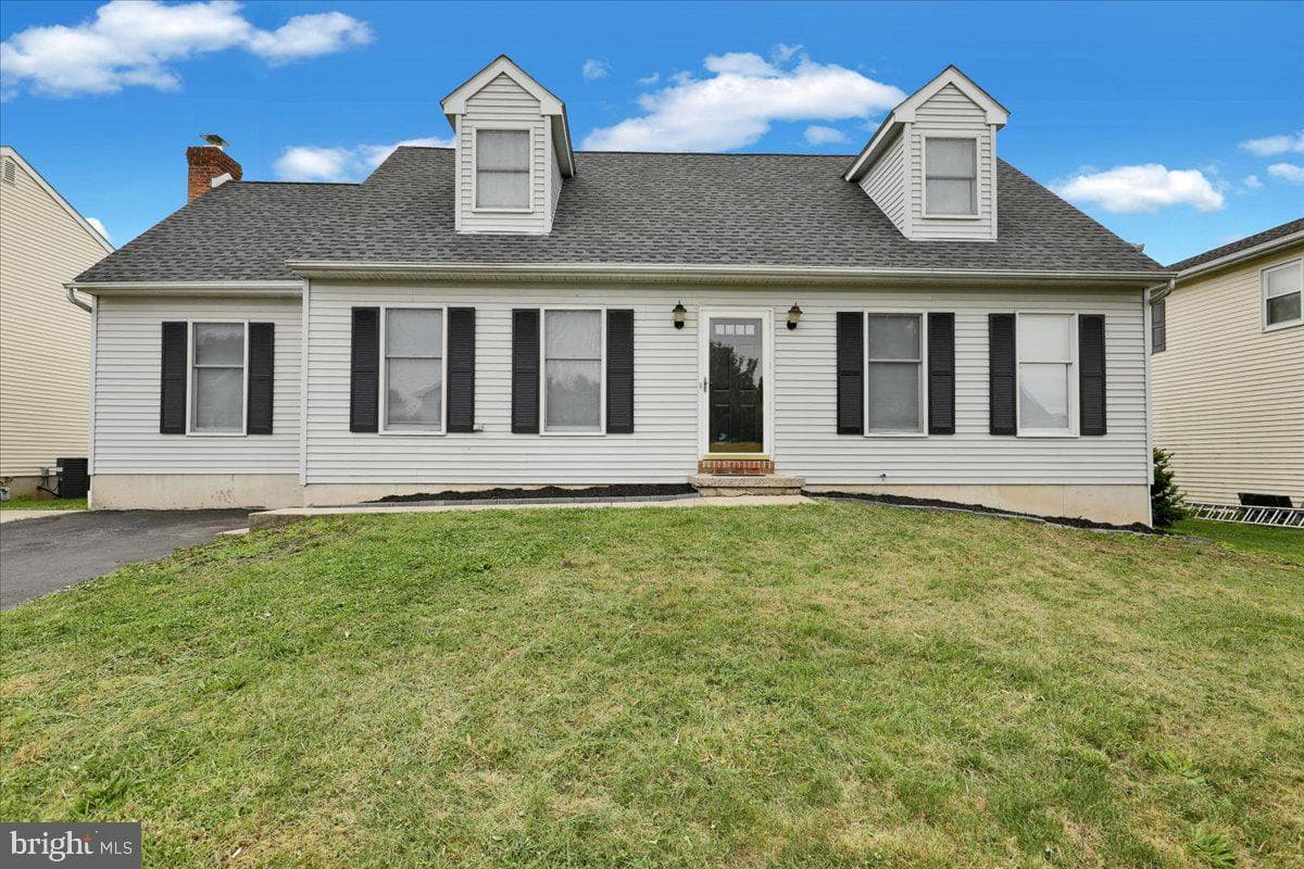 1311 Fredrick Boulevard photo 4