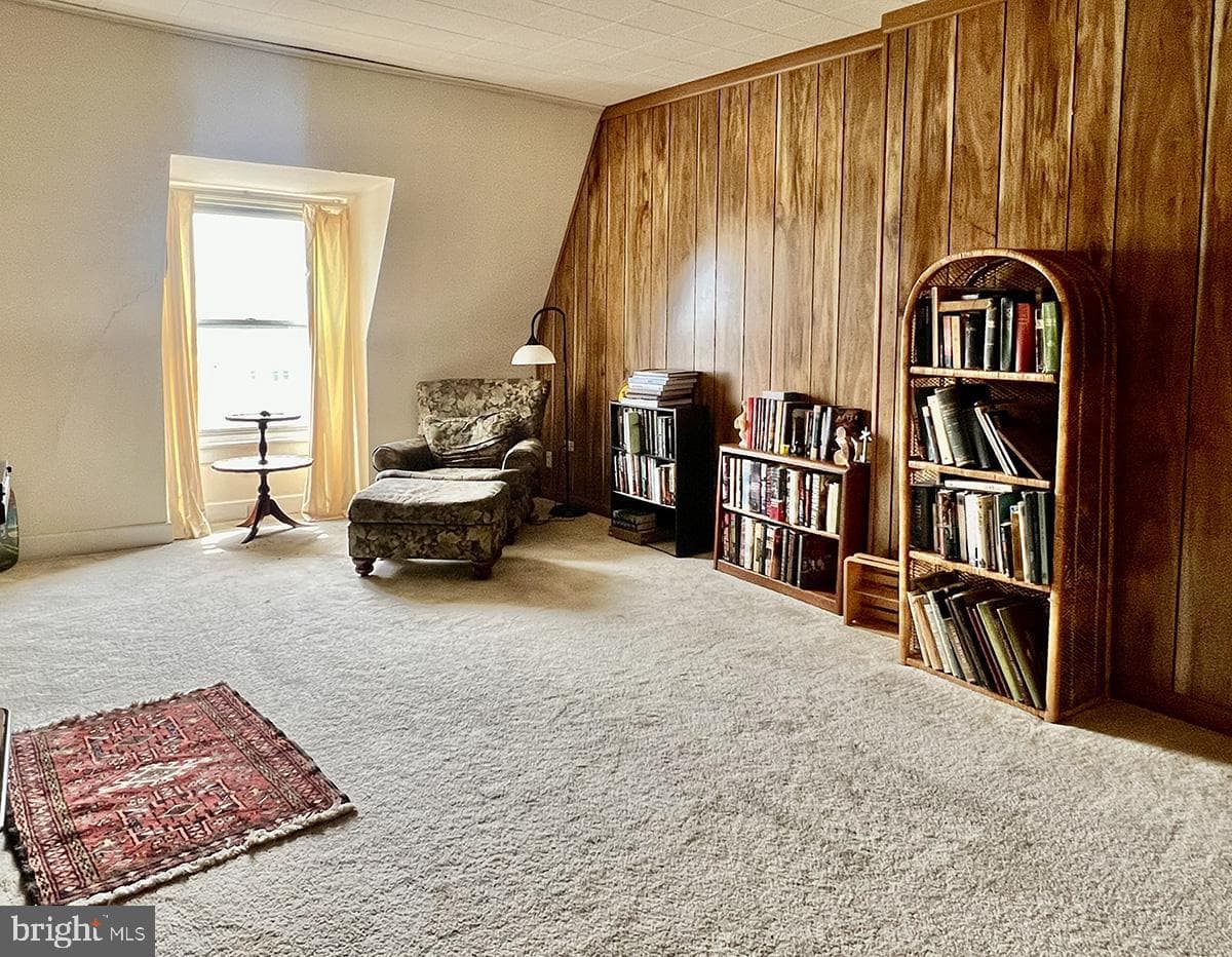 349 Chestnut Street photo 19
