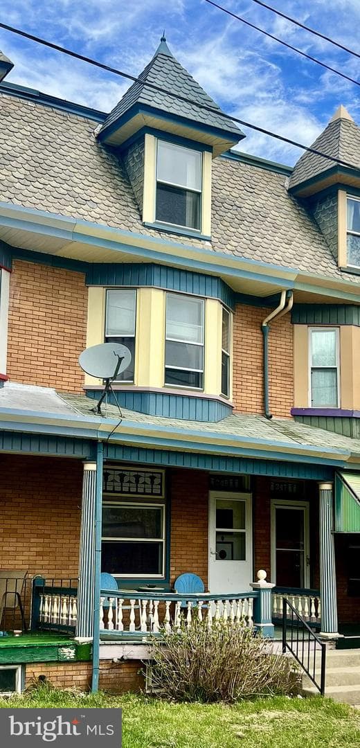 349 Chestnut Street photo 2