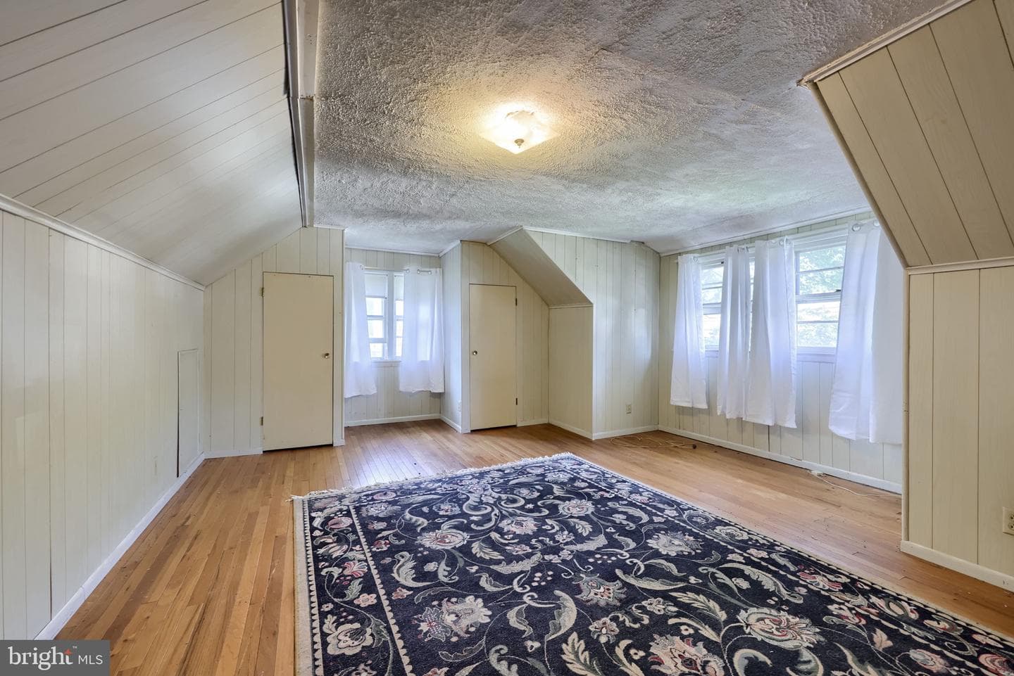 812 Brighton Avenue photo 28