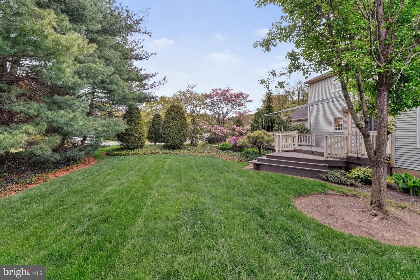 100 Deborah Drive photo 38