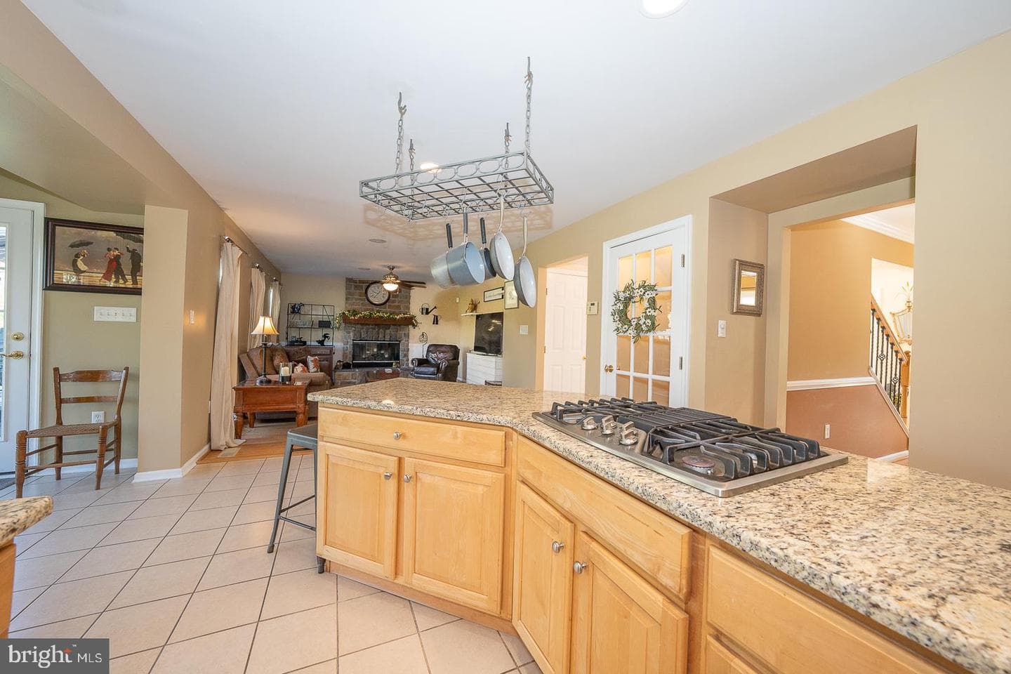 903 Maplewood Drive photo 14