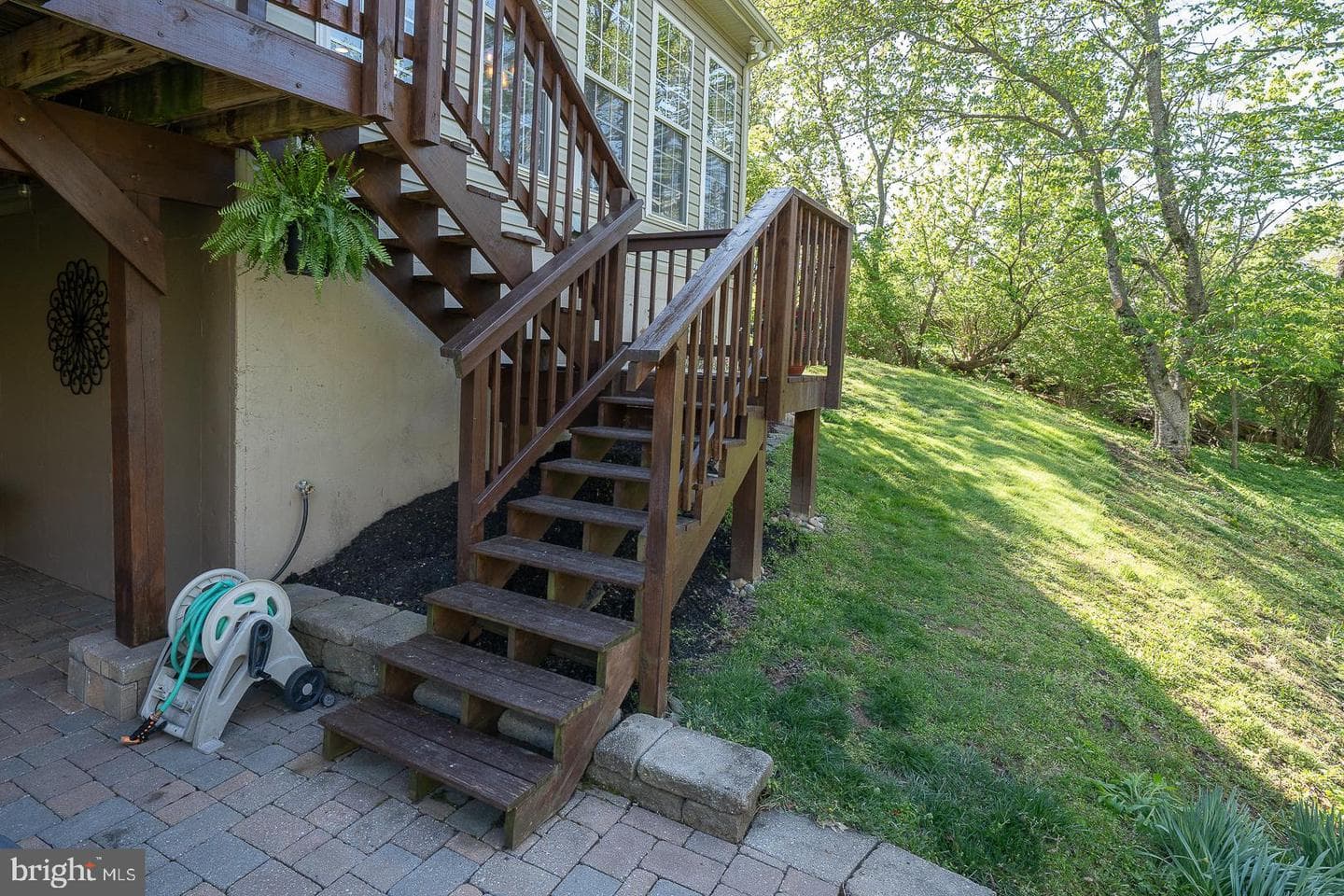 903 Maplewood Drive photo 48