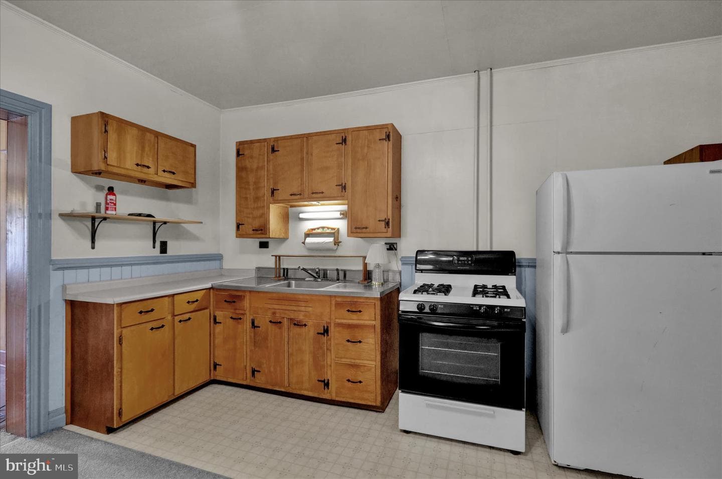 41 W Washington Street photo 8