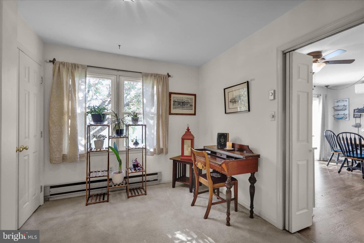 402 Columbus Street photo 18