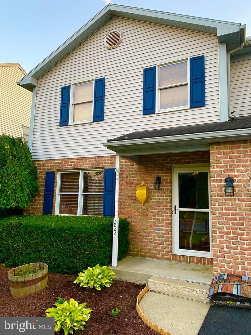 352 Saddlebrook Drive photo 39