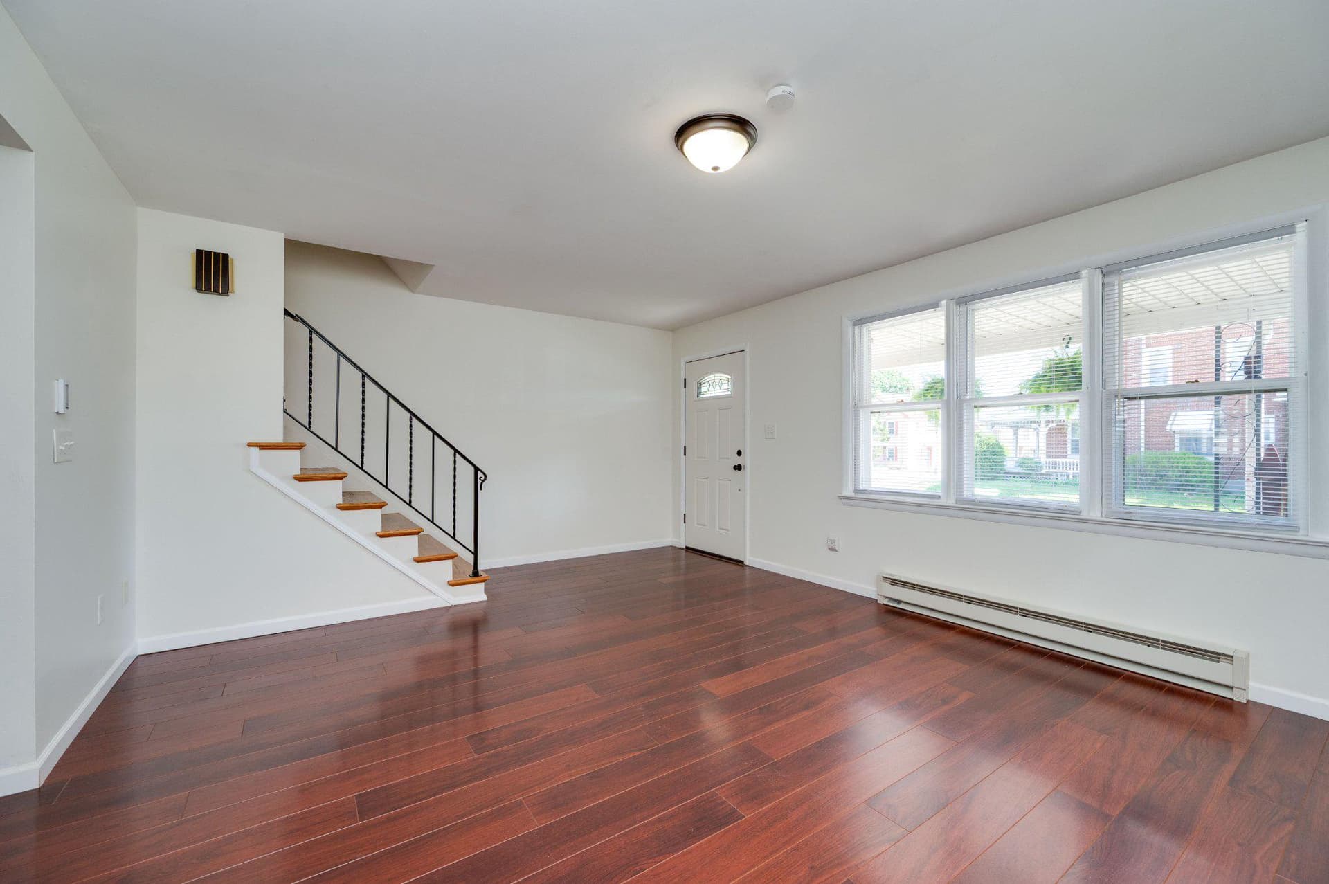 4 S Buttonwood Street photo 11
