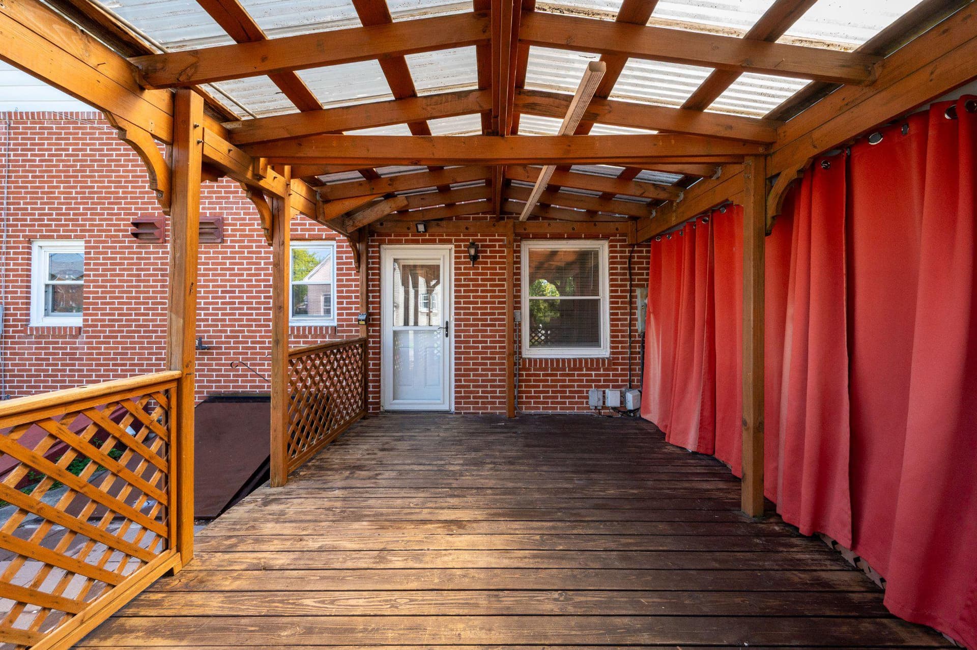 4 S Buttonwood Street photo 28