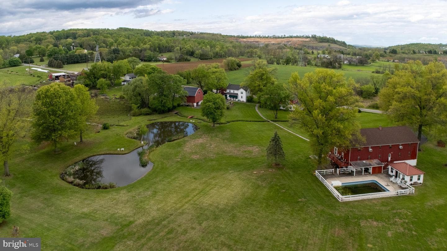 1283 Weisstown Road photo 28
