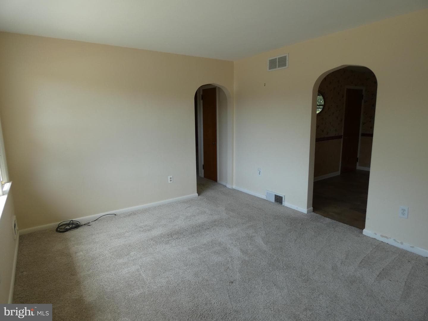 2703 Garfield Avenue photo 4