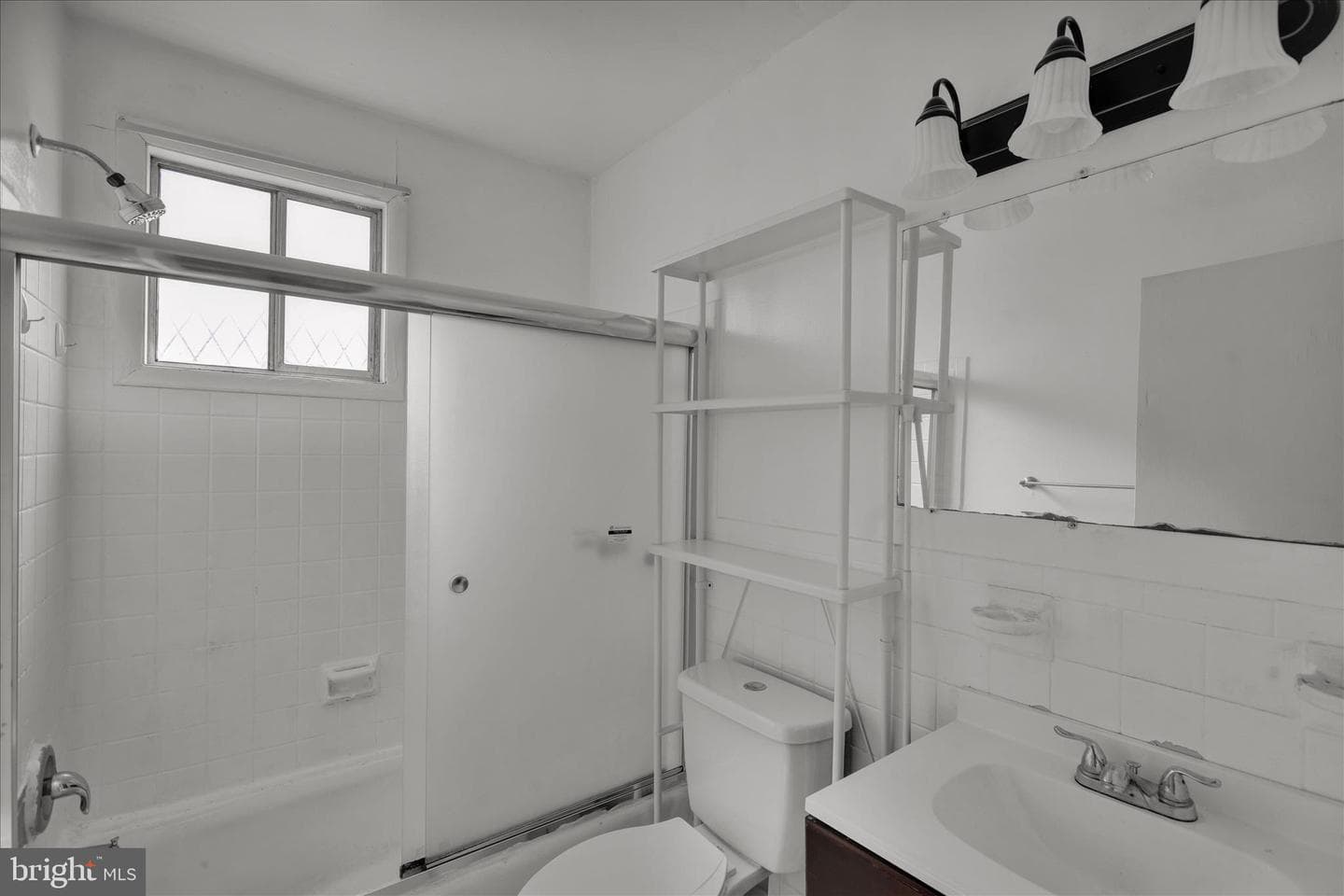 176 Taft Avenue photo 20