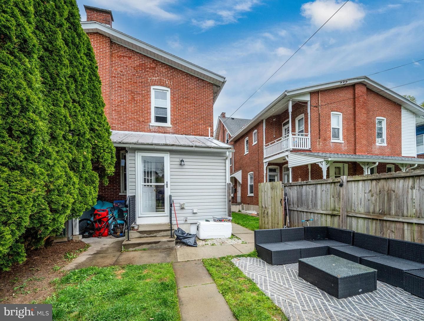16 E Washington Street photo 40