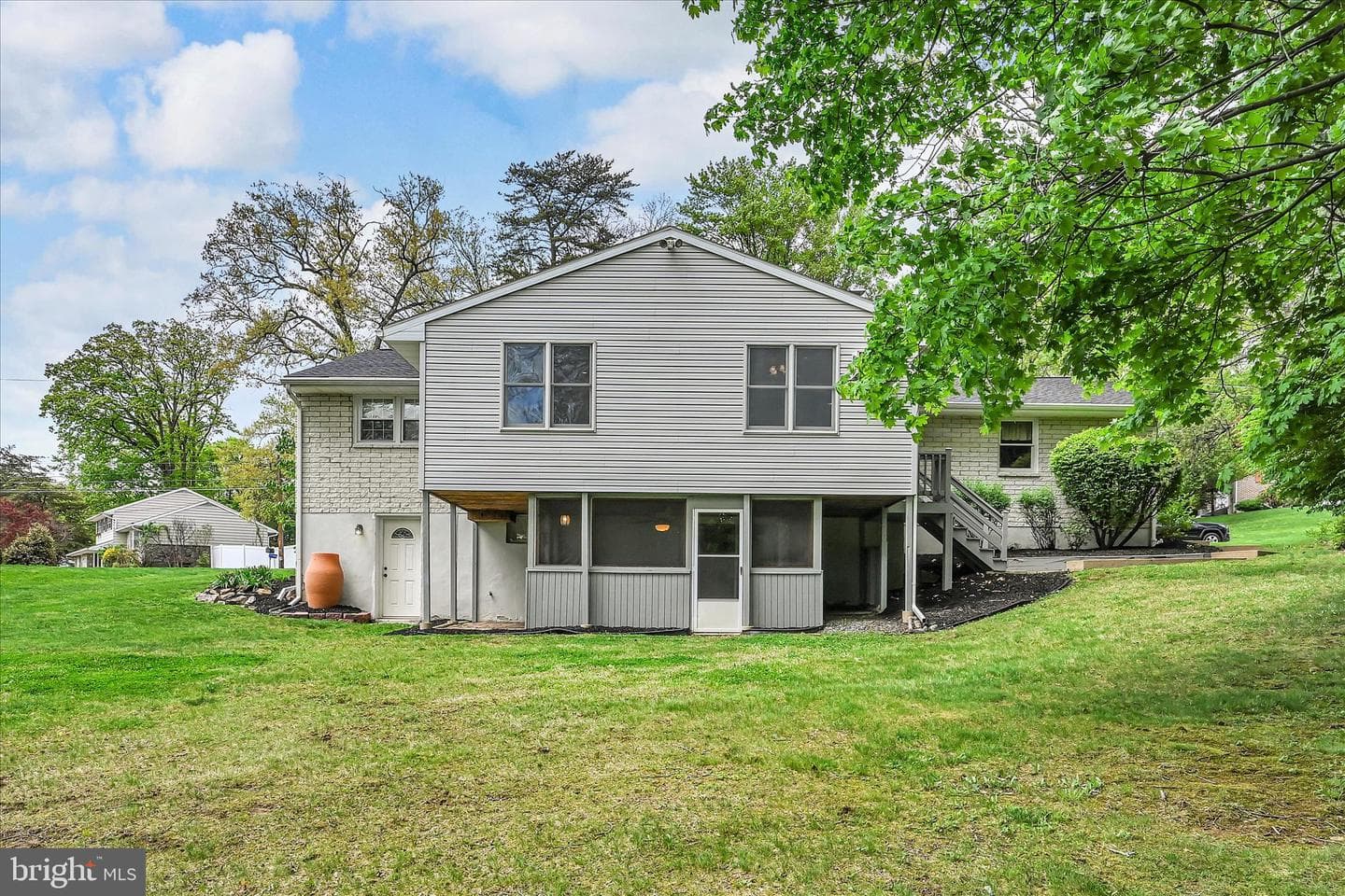 217 Seidel Street photo 32