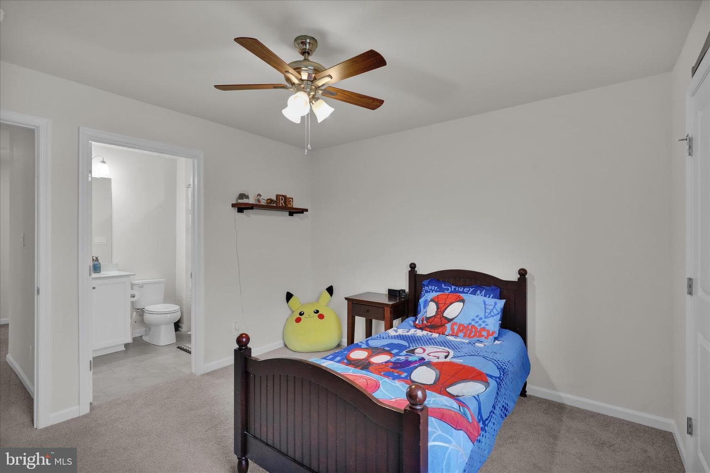 111 Teaberry Court photo 27