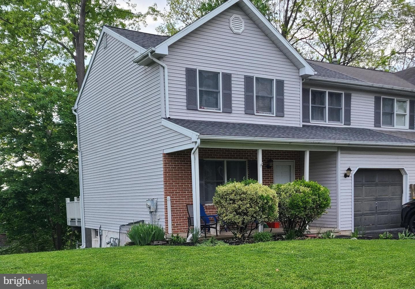 2509 Jefferson Avenue photo 2