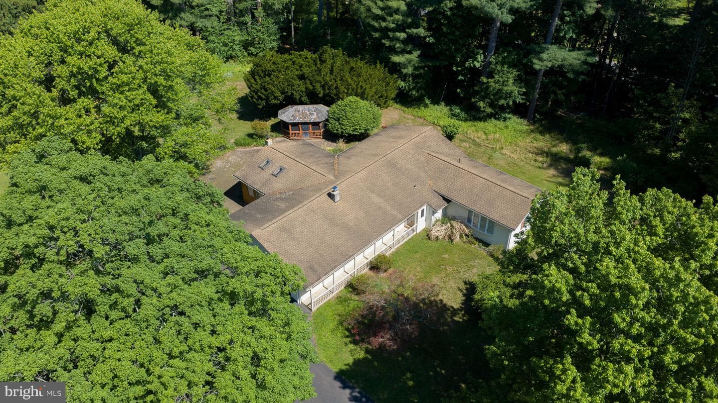 1421 Coldsprings Road photo 22