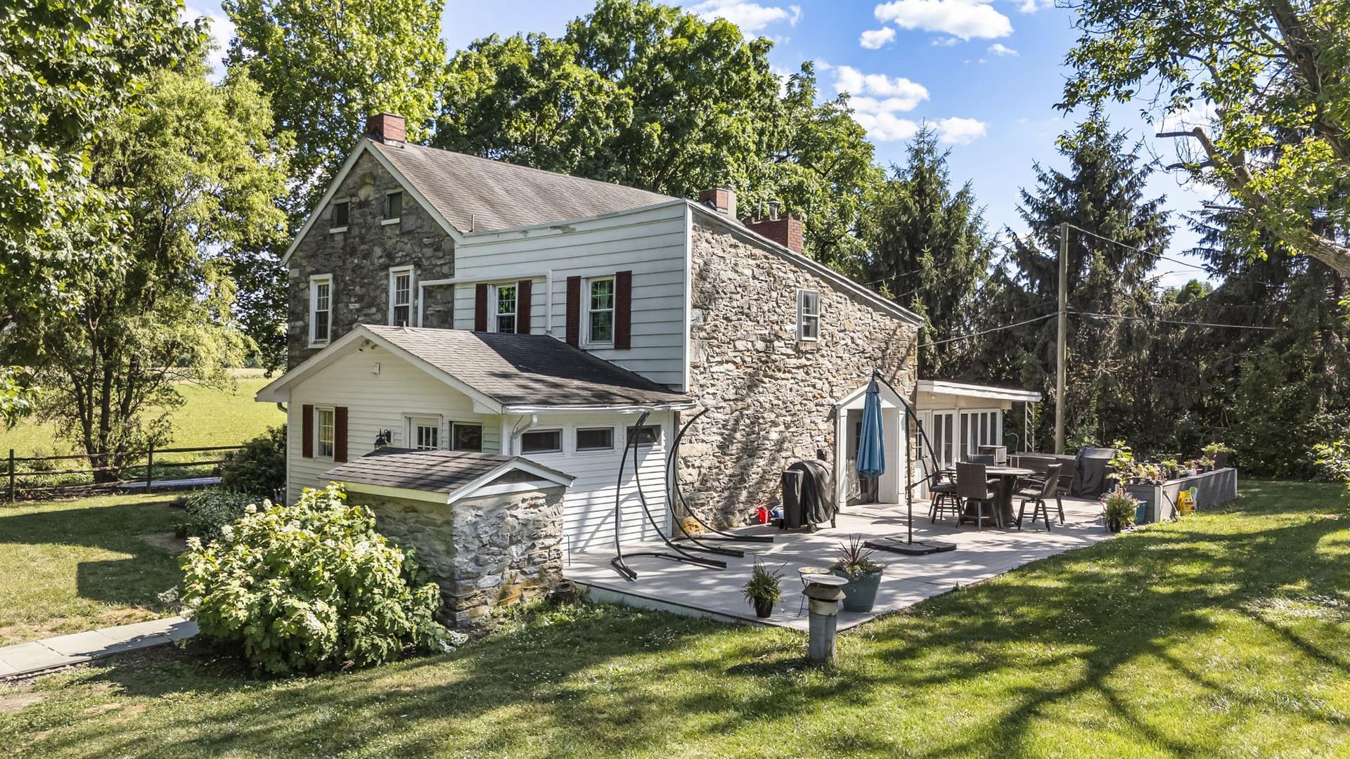 416 Snyder Road photo 11