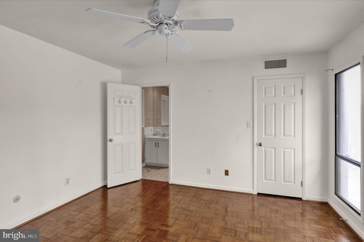 69 Winged Foot Drive photo 21