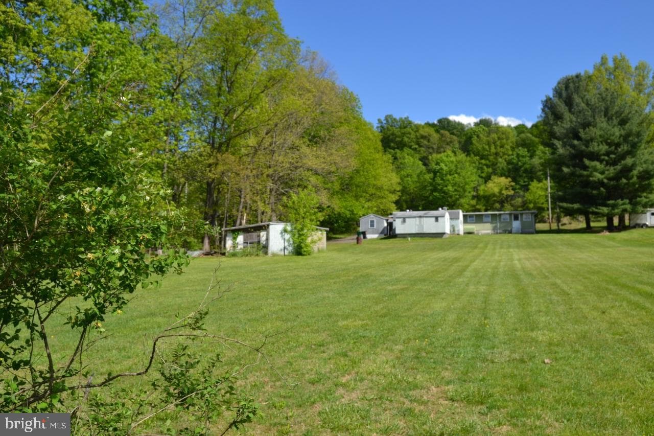 1045 Route 100 photo 16