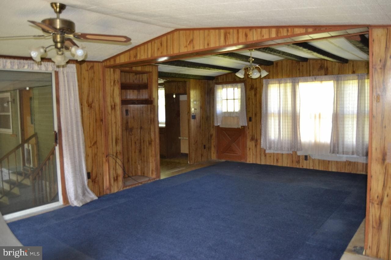 1045 Route 100 photo 21